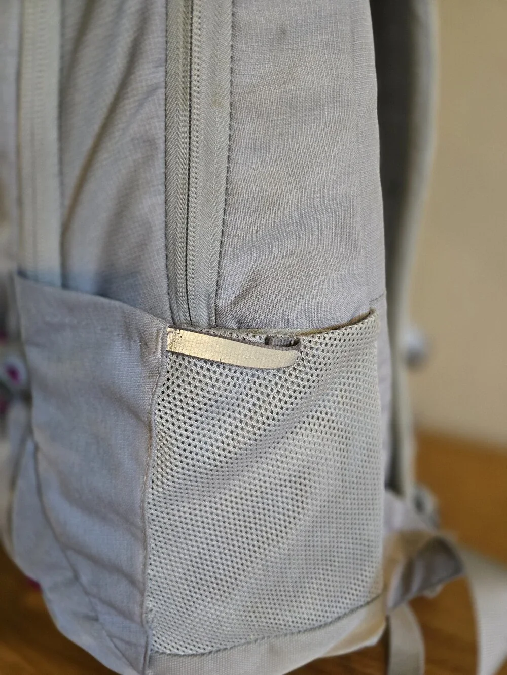 The North Face Women's Jester Backpack Gray Pink FlexVent Laptop Bag